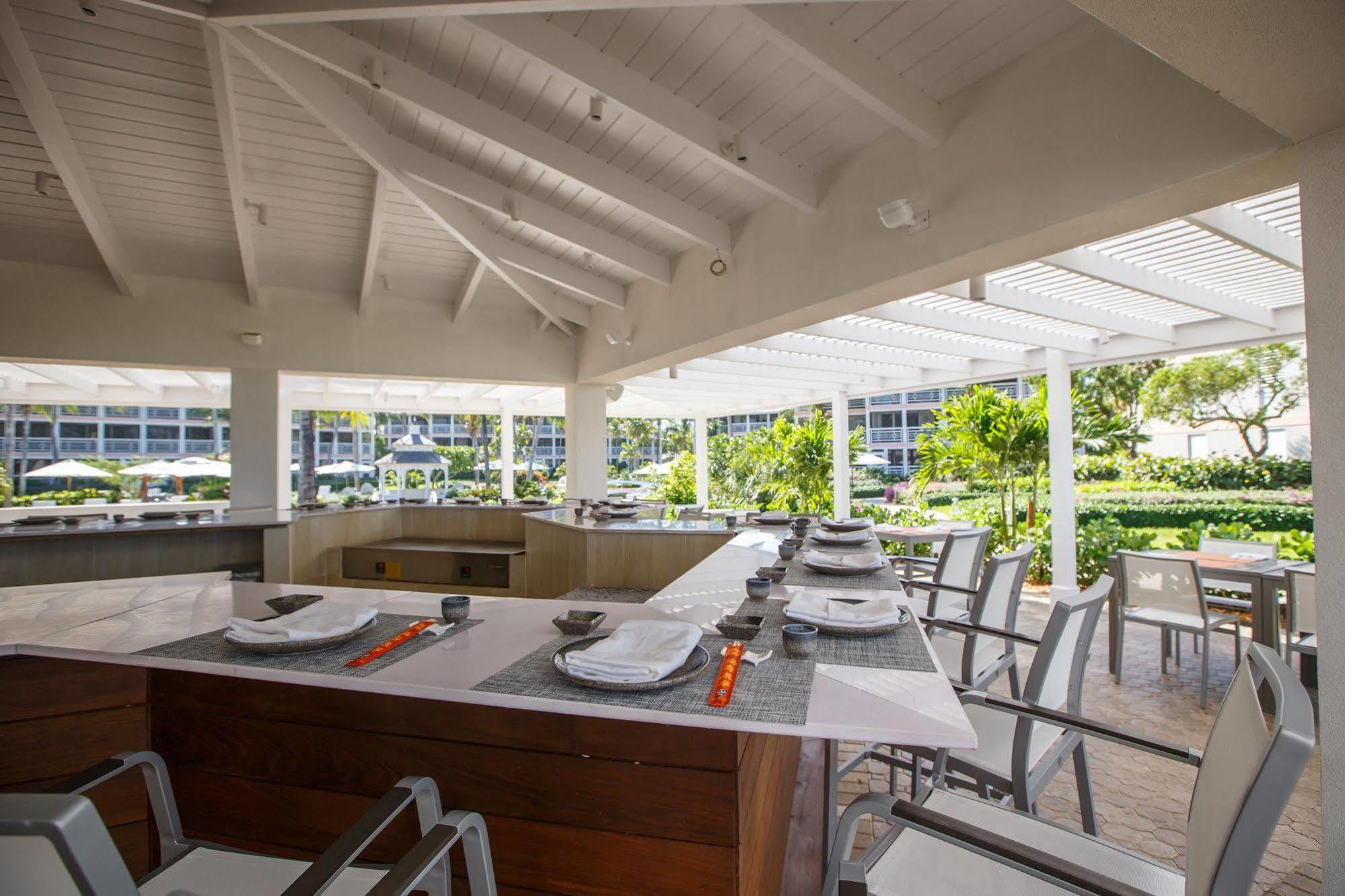 Ocean Club West Resort Grace Bay Exteriér fotografie